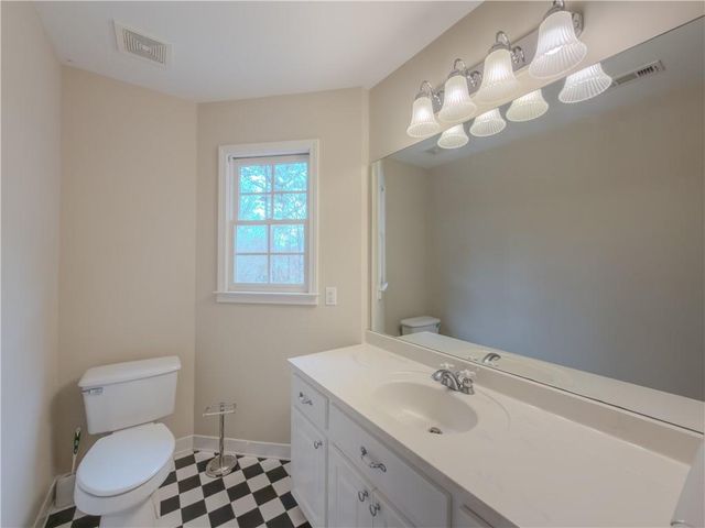 1514 Bruxton Court, Loganville, GA 30052