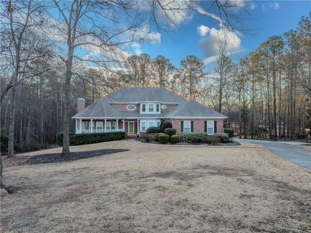1514 Bruxton Court, Loganville, GA 30052