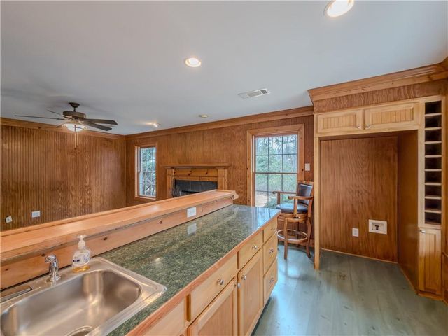 1514 Bruxton Court, Loganville, GA 30052