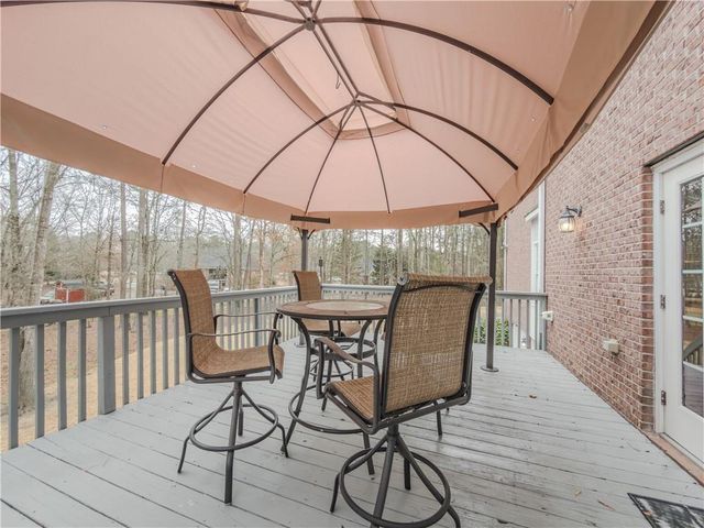 1514 Bruxton Court, Loganville, GA 30052