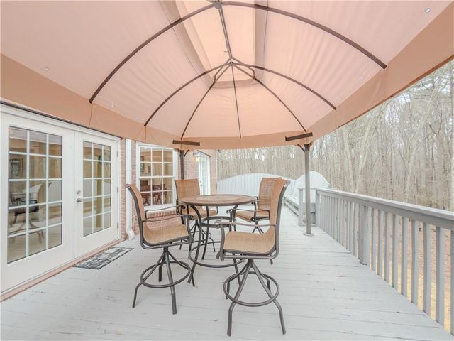 1514 Bruxton Court, Loganville, GA 30052