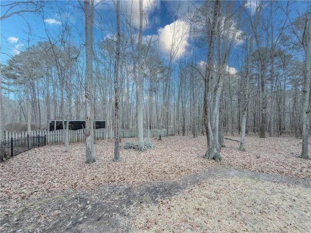 1514 Bruxton Court, Loganville, GA 30052