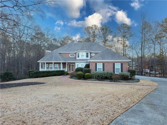 1514 Bruxton Court, Loganville, GA 30052