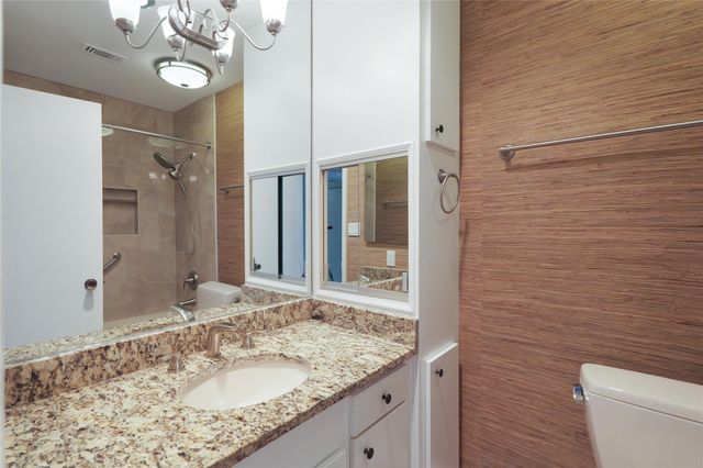 7929 Woodway Drive 4, Houston, TX 77063