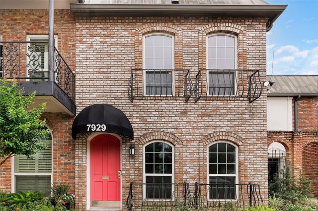 7929 Woodway Drive 4, Houston, TX 77063