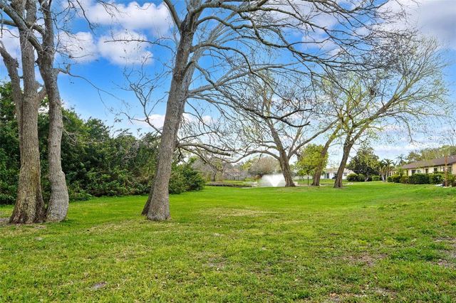 11511 113TH STREET 21D, Largo, FL 33778