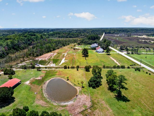 4818 Wilson Road, Meggett, SC 29449