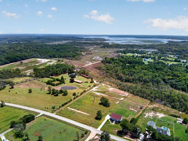 4818 Wilson Road, Meggett, SC 29449