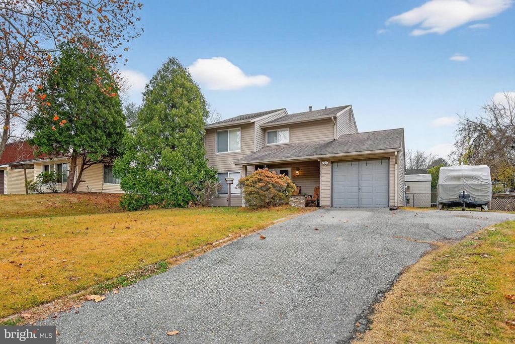 15907 PEACH WALKER DR, Bowie, MD 20716