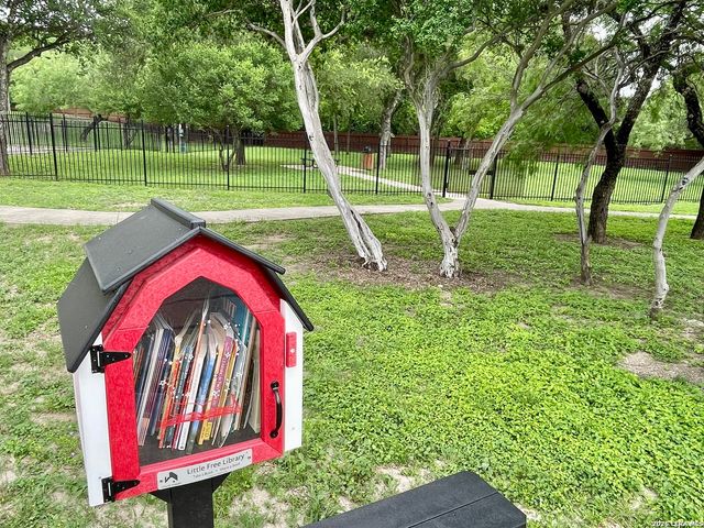 419 Clover, San Antonio, TX 78245