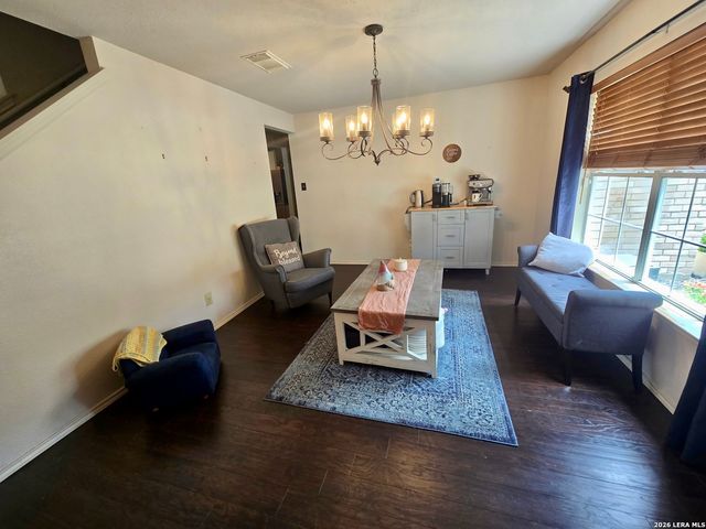 419 Clover, San Antonio, TX 78245