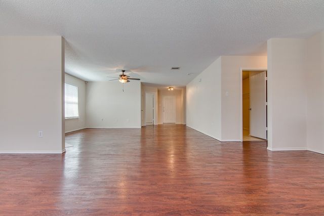 10720 Irish Glen Trail, Fort Worth, TX 76052