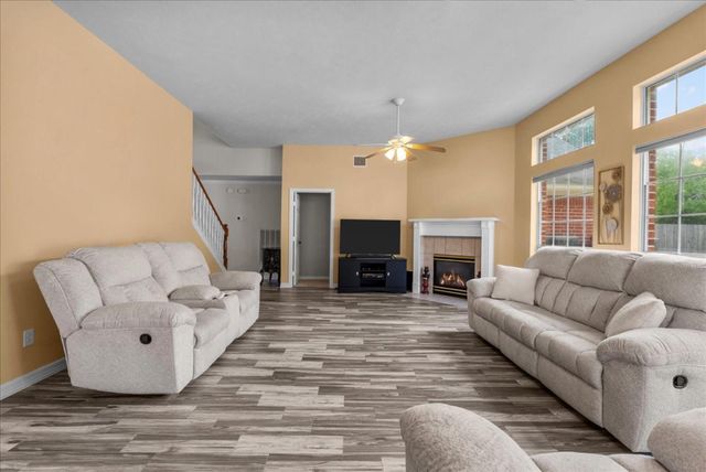 2112 Indian Blanket Drive, League City, TX 77573