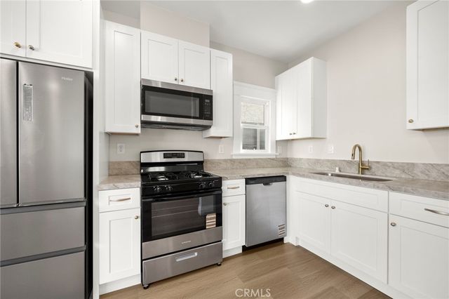 1822 E 2nd 11, Long Beach, CA 90802