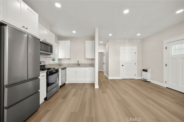 1822 E 2nd 11, Long Beach, CA 90802