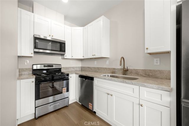 1822 E 2nd 11, Long Beach, CA 90802