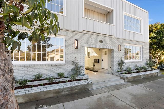 1822 E 2nd 11, Long Beach, CA 90802