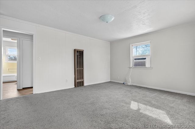 116 NW Cass, Bartlesville, OK 74003