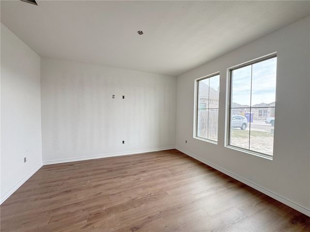 2405 Blessed St, Corpus Christi, TX 78418