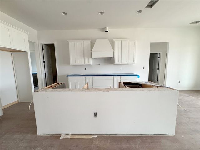 2405 Blessed St, Corpus Christi, TX 78418