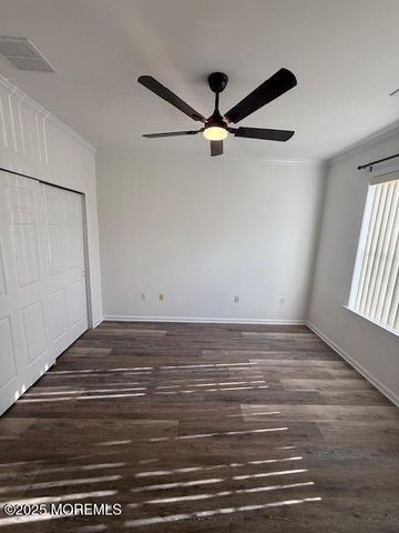 211 Mill Pond Way 25, Eatontown, NJ 07724