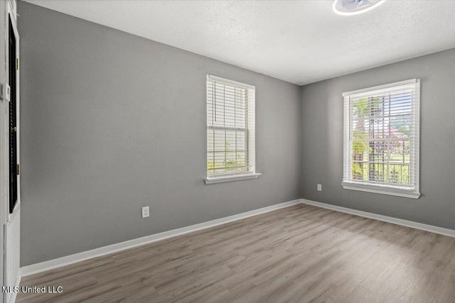 2501 Gulf Avenue, 18, Gulfport, MS 39501