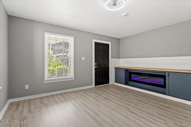 2501 Gulf Avenue, 18, Gulfport, MS 39501