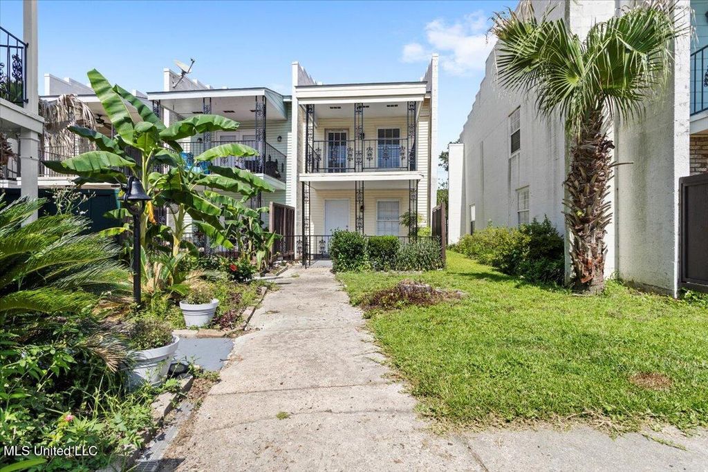 2501 Gulf Avenue, 18, Gulfport, MS 39501