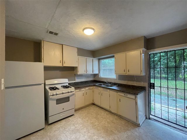 5314 Dewberry Street, Houston, TX 77021