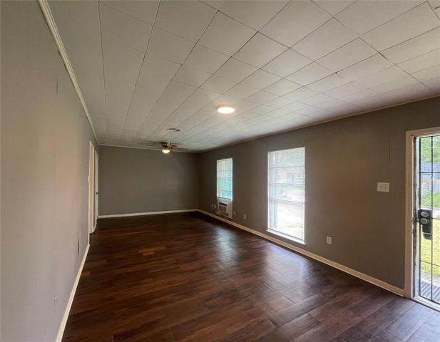 5314 Dewberry Street, Houston, TX 77021