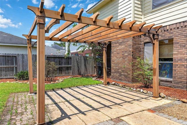 123 Pallins Way, League City, TX 77573