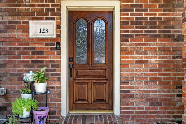 123 Pallins Way, League City, TX 77573