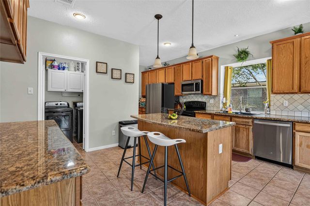 123 Pallins Way, League City, TX 77573
