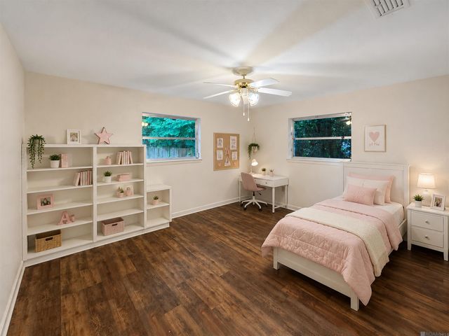 3147 Torrance Dr, Baton Rouge, LA 70809