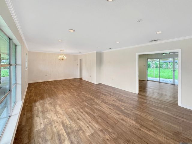 3147 Torrance Dr, Baton Rouge, LA 70809