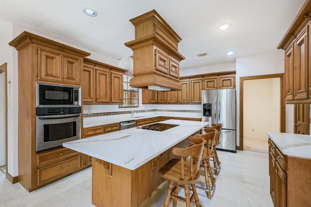 32726 Weybridge Street, Fulshear, TX 77441