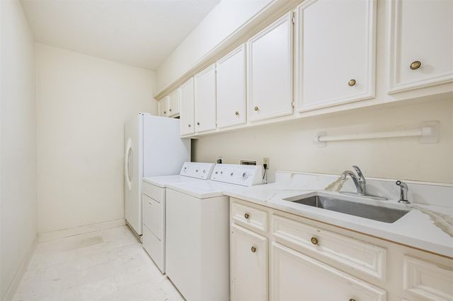 32726 Weybridge Street, Fulshear, TX 77441