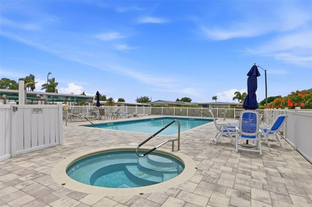 633 54TH WAY SOUTH WAY S, Gulfport, FL 33707