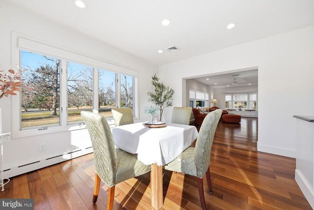 862 CENTRAL AVE, Hammonton, NJ 08037