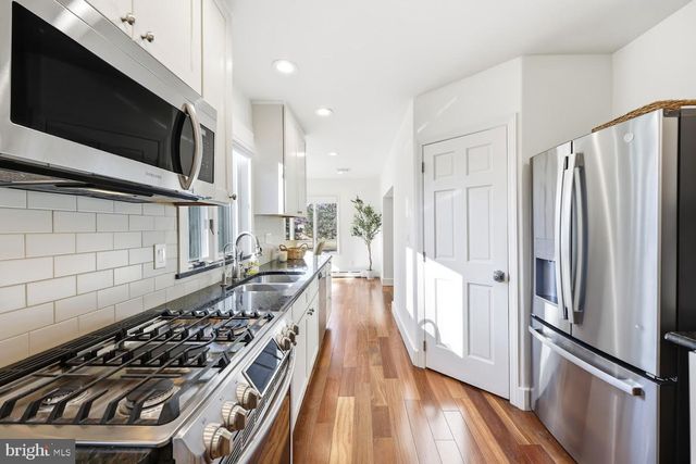 862 CENTRAL AVE, Hammonton, NJ 08037