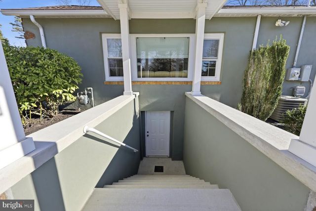 862 CENTRAL AVE, Hammonton, NJ 08037