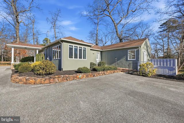 862 CENTRAL AVE, Hammonton, NJ 08037