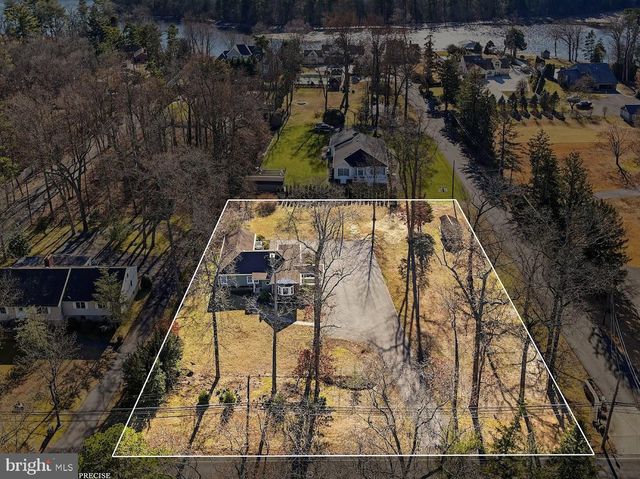 862 CENTRAL AVE, Hammonton, NJ 08037