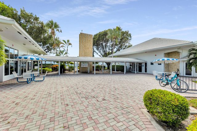 391 Leisure Boulevard, Pompano Beach, FL 33064