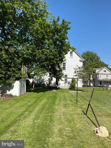 31 N FRANKLIN ST, Waynesboro, PA 17268