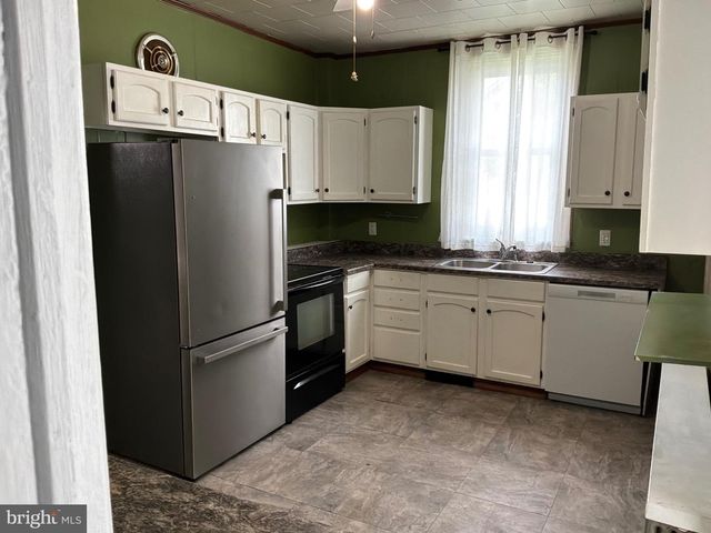 31 N FRANKLIN STREET ST, Waynesboro, PA 17268