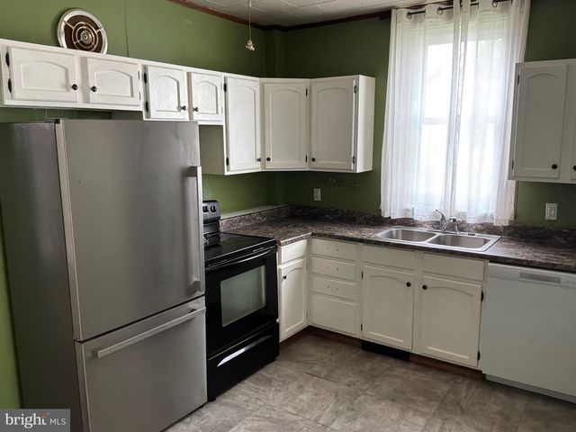 31 N FRANKLIN STREET ST, Waynesboro, PA 17268