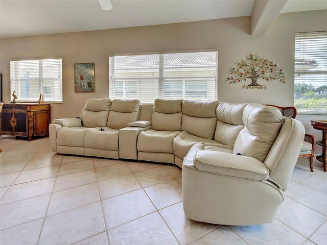 249 VISTA DEL LAGO WAY, Venice, FL 34292