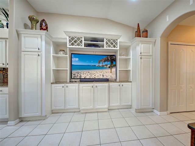 249 VISTA DEL LAGO WAY, Venice, FL 34292