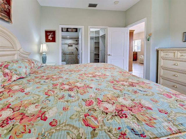 249 VISTA DEL LAGO WAY, Venice, FL 34292